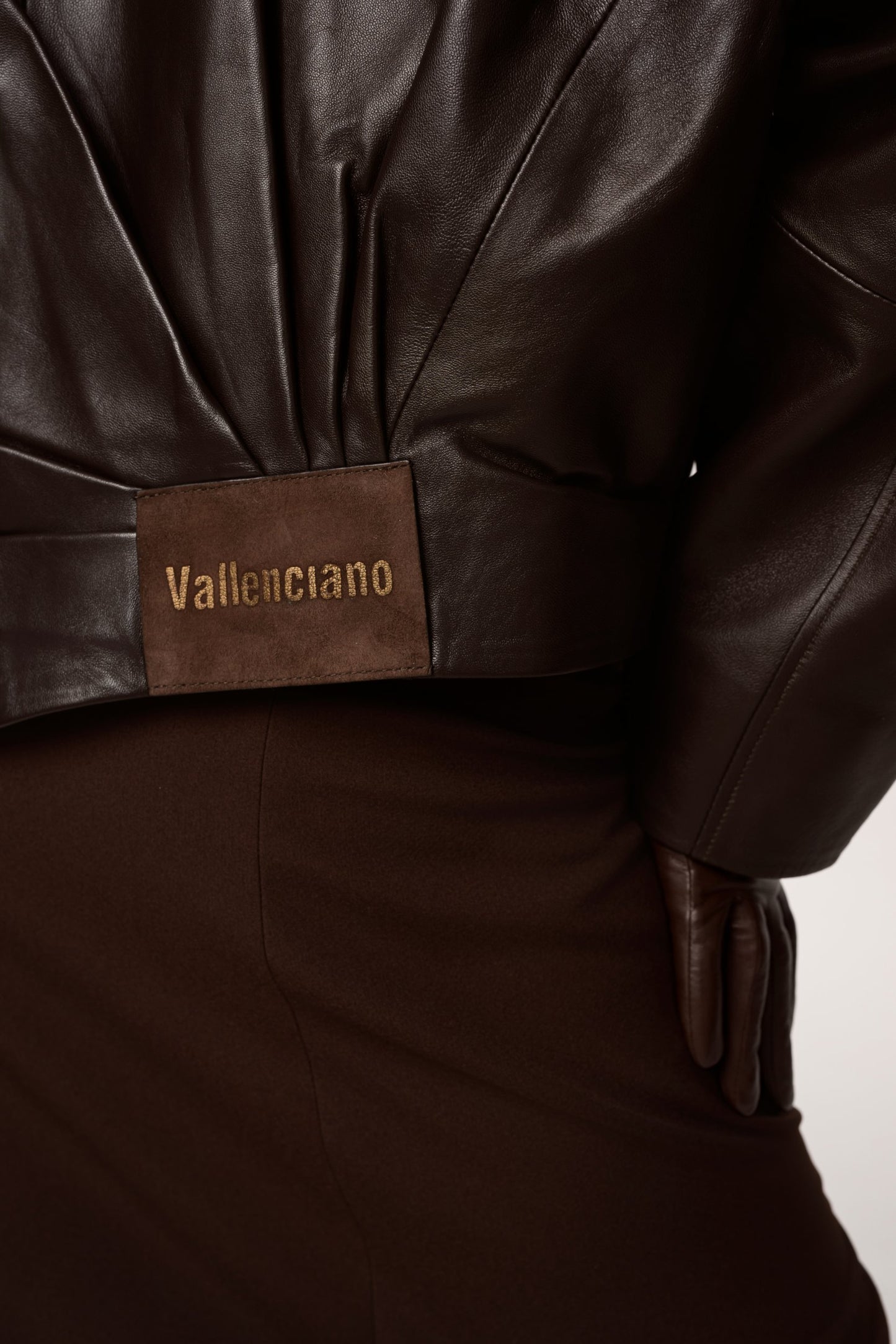 BOMBER - VALLENCIANO - CHOCOLATE - SCURT